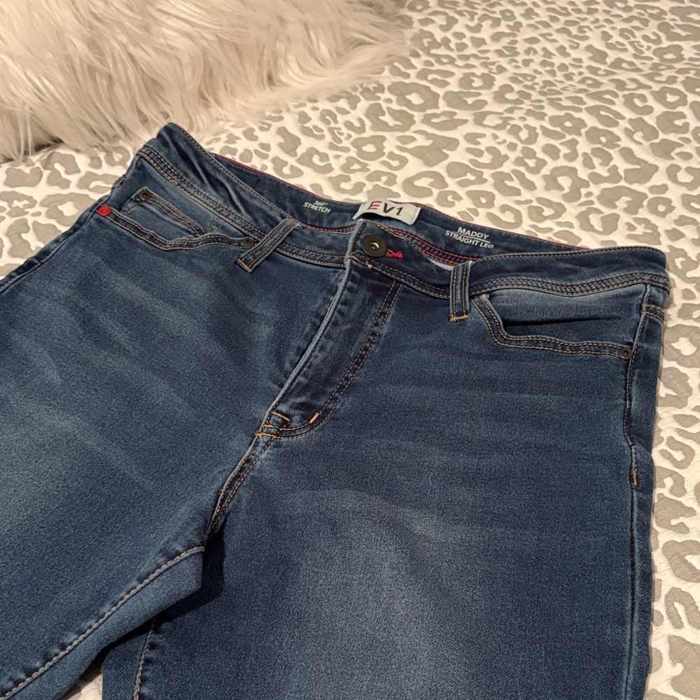 EV1 Women's Straight Leg Jeans